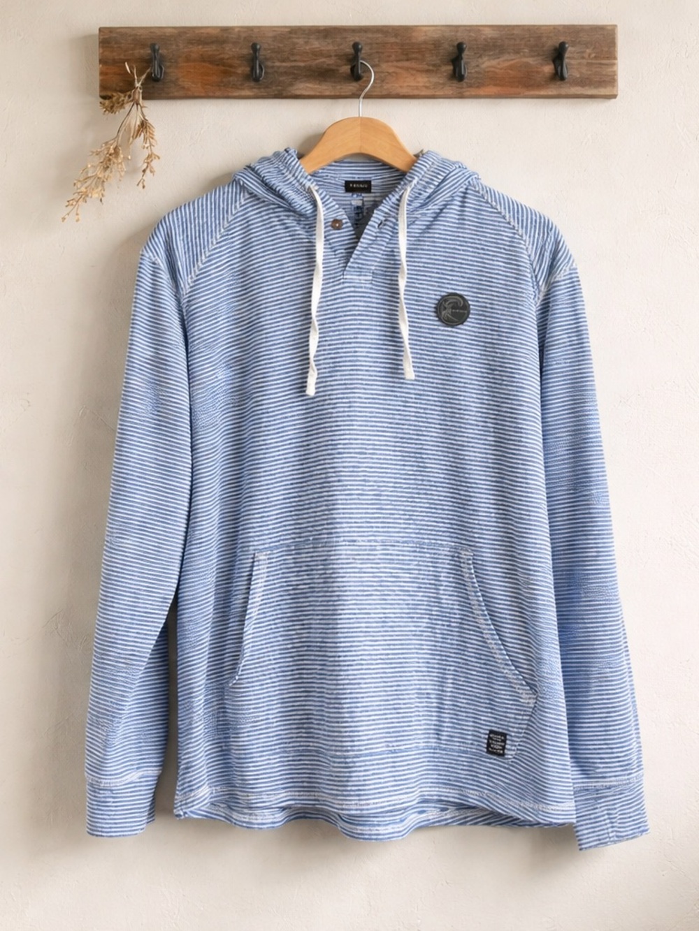 O'Neill Light Blue & White Striped Hoodie Pullover Size L